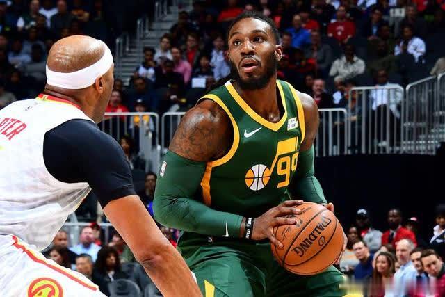 都拉到边缘 都拉到边缘